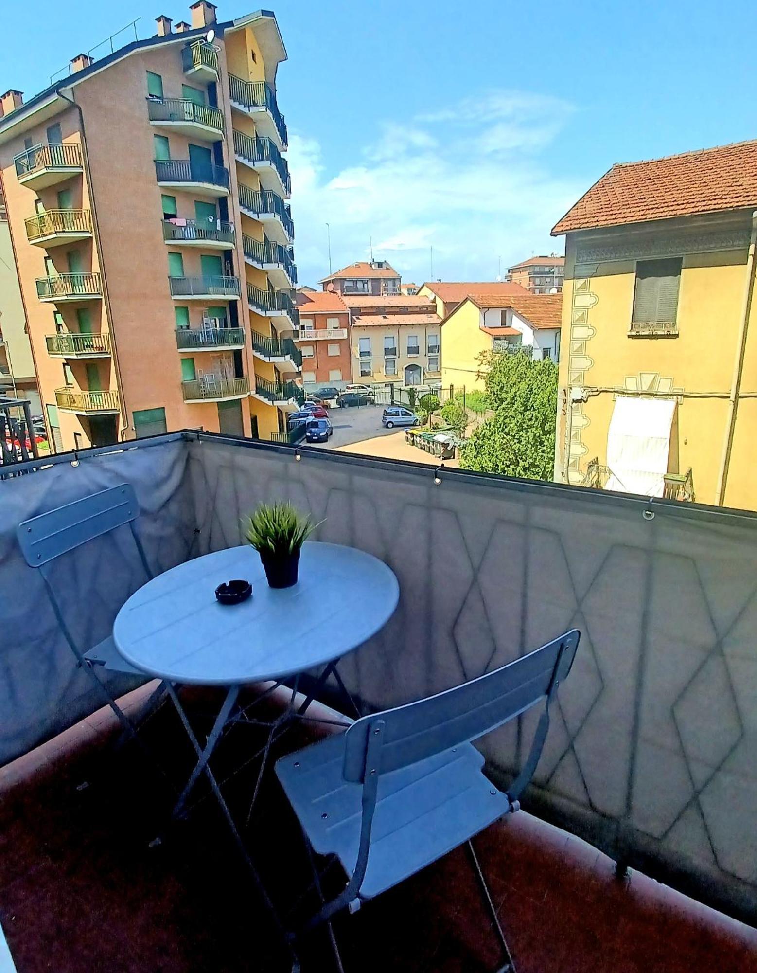 Intero Appartamento Luminoso E Accogliente ! Turin Extérieur photo